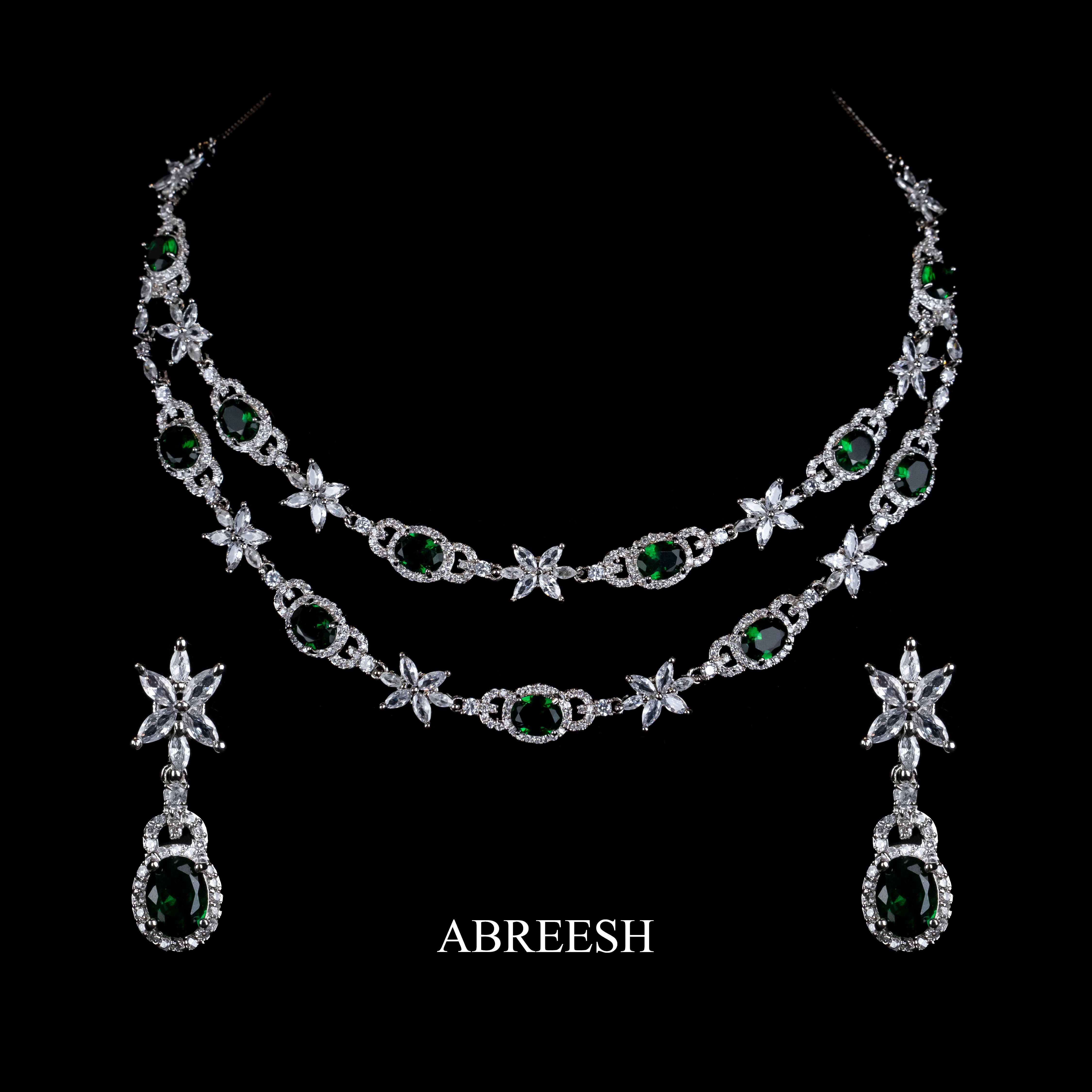 Barnfeaudo Necklace Set | Emerald Green