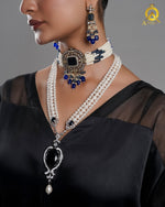 Load image into Gallery viewer, Zarqa - Chocker and Earrings
