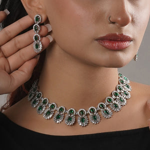 Noir - Emerald - Necklace Set