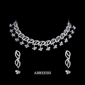 Darkhum Necklace Set