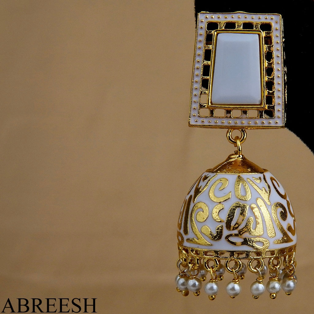 Zark Jhumkay White&Gold